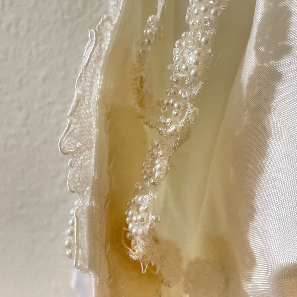 Ivory Lace Appliqué Satin Wedding Gown - Picture 10 of 16